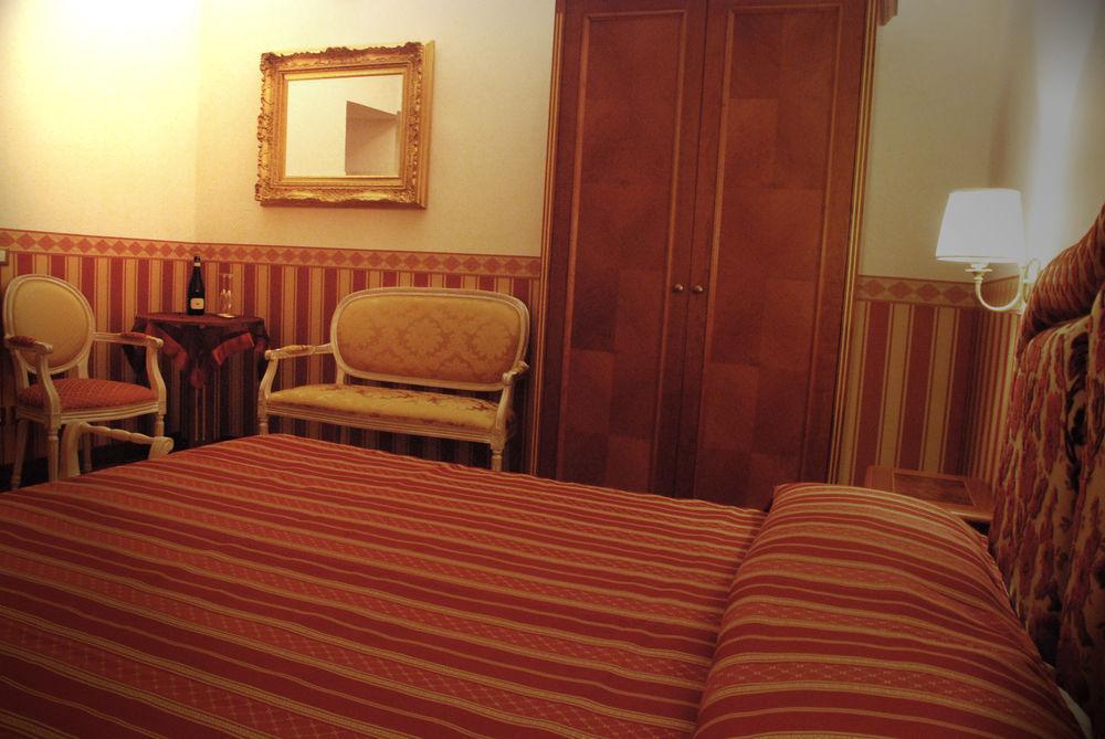 Barberini Suites Рим Экстерьер фото